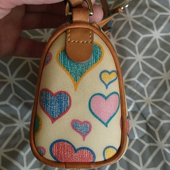 Dooney and Bourke - Picture 16 of 16